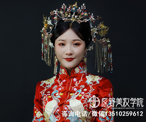 深圳找化妝學(xué)校，選擇哪家化妝學(xué)校比較好?